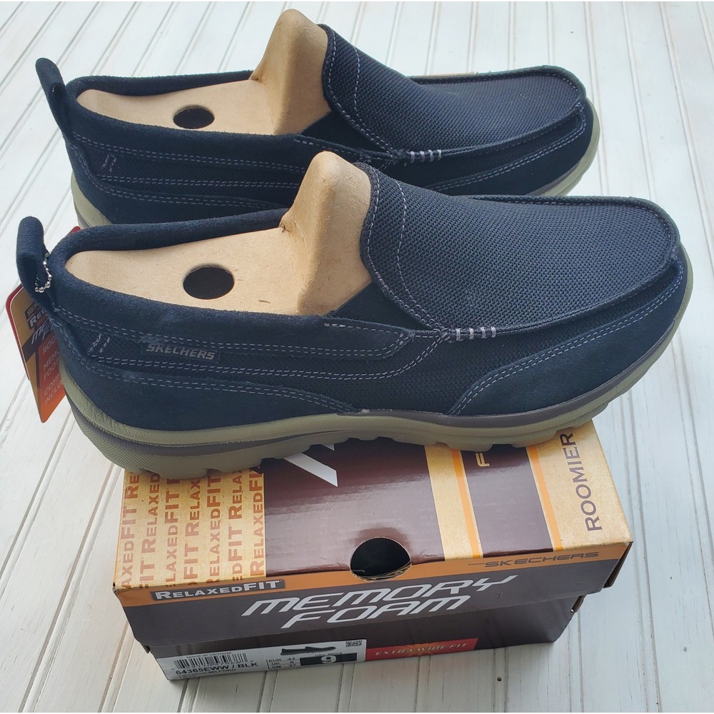 Skechers Relaxed Fit Superior Milford Black Loafers NEW Extra Wide Size 9 Preppy